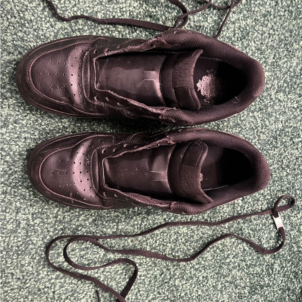 Black Nike Air Force 1 Sneakers